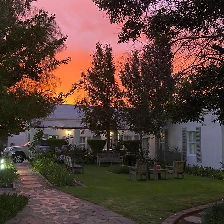 Cape Karoo Guesthouse โบฟอร์ตเวสต์ ภายนอก รูปภาพ
