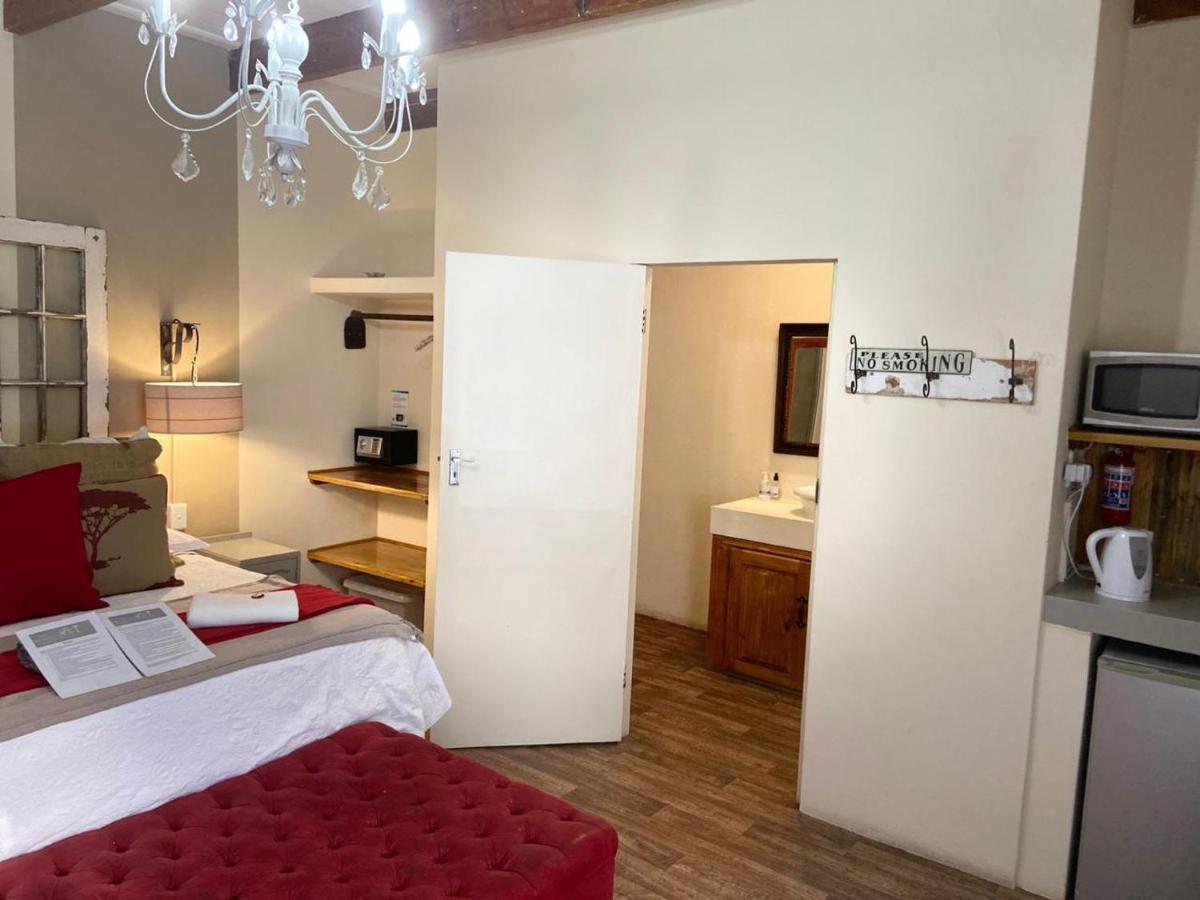 Cape Karoo Guesthouse โบฟอร์ตเวสต์ ภายนอก รูปภาพ