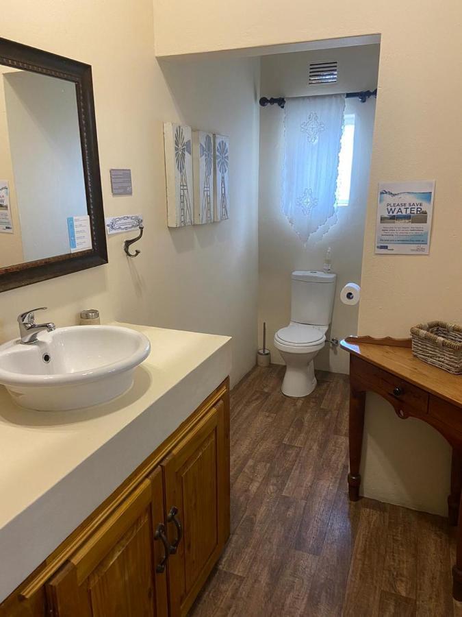 Cape Karoo Guesthouse โบฟอร์ตเวสต์ ภายนอก รูปภาพ